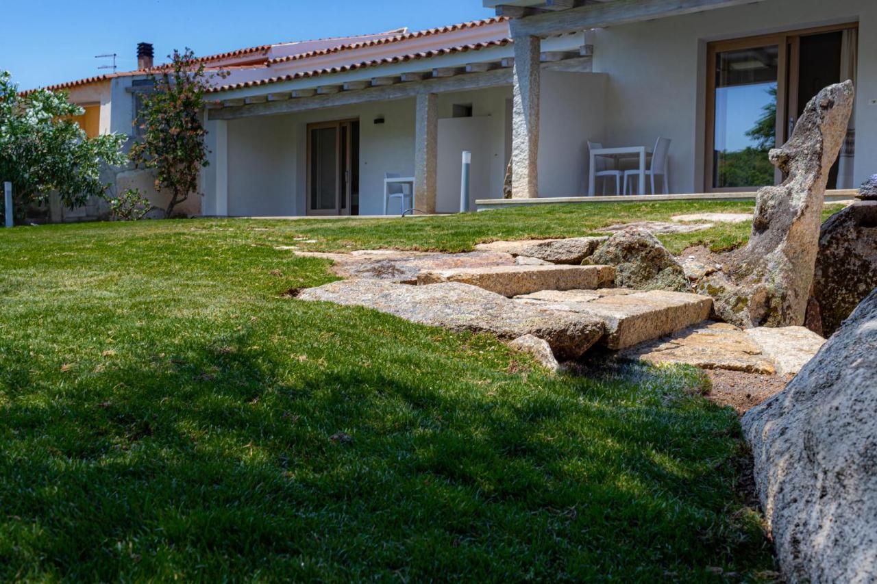 La Corte Di Pulicinu Baja Sardinia Eksteriør billede